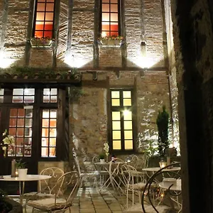 Hotel Raymond Vii