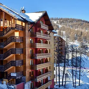 Vacanceole - Vega Aparthotel