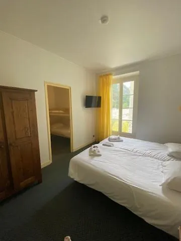 Hotel St Sebastien Roquebilliere 2*,