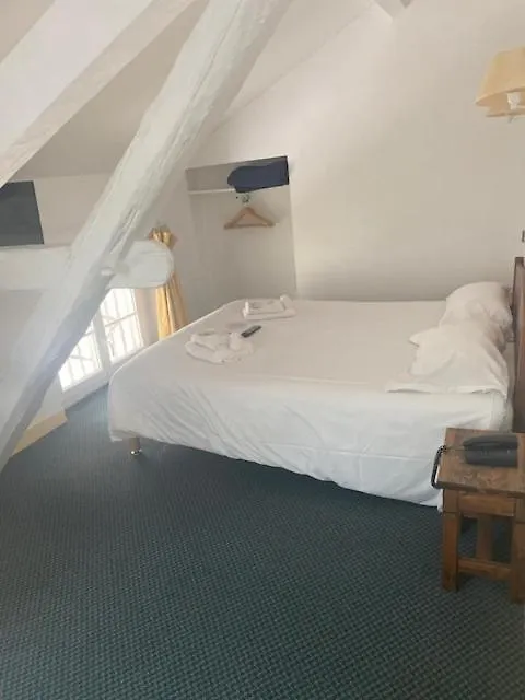 Hotel St Sebastien Roquebilliere