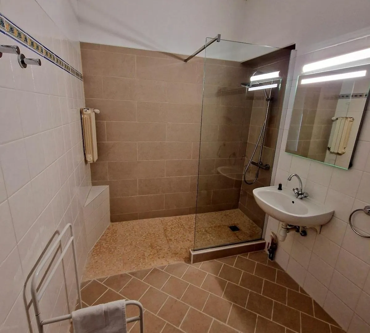 Hotel St Sebastien Roquebilliere 2*,  France